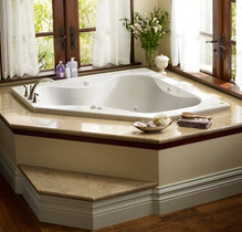 JACUZZI